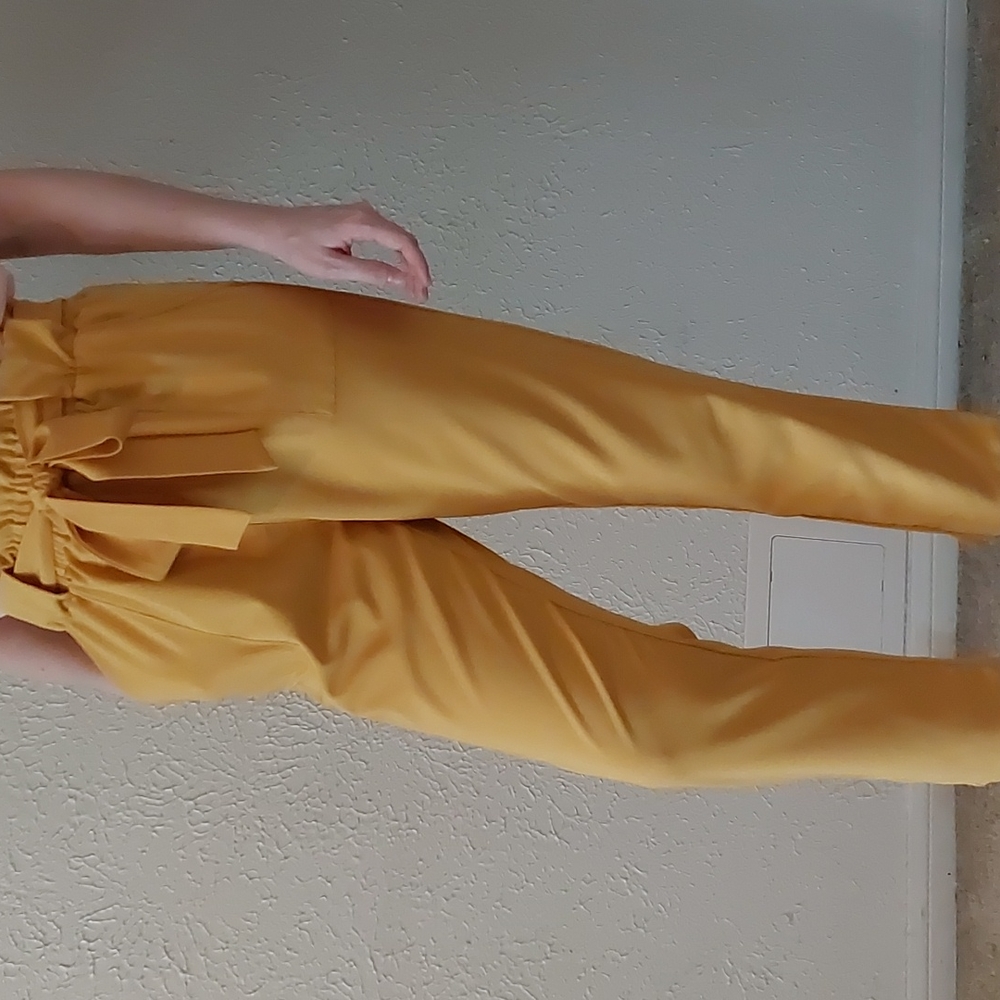 Yellow ankle pants in large size with pockets